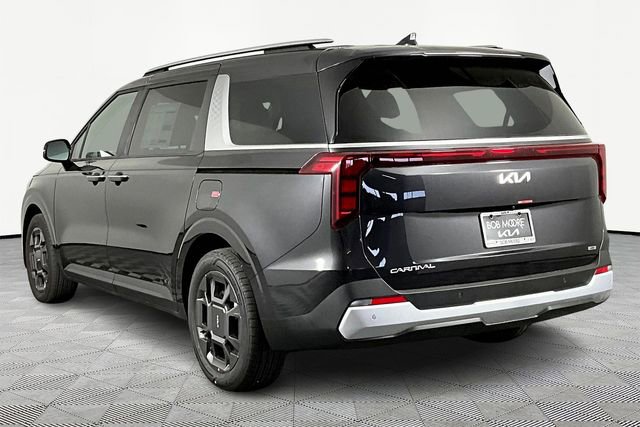 New 2026 Kia Carnival EX FWD image 4