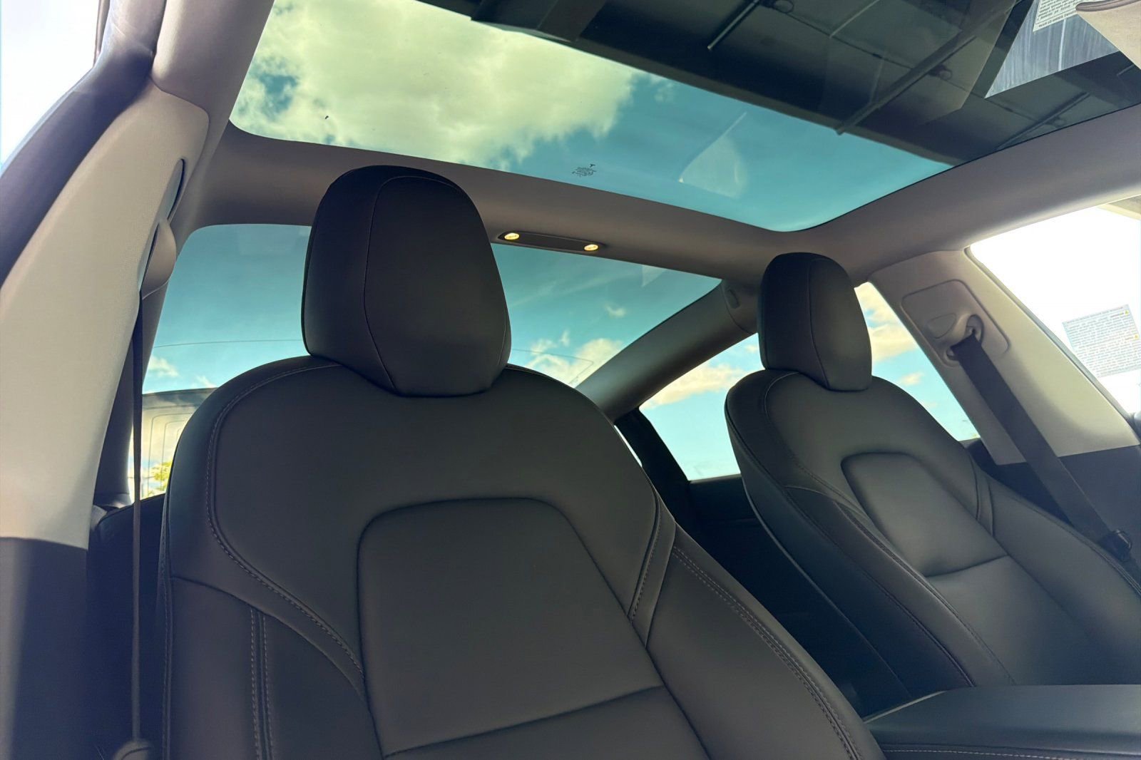 Used 2018 Tesla Model 3 Long Range AWD/4WD image 19