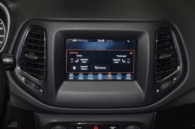 Used 2019 Jeep Compass Latitude w/ Cold Weather Group AWD/4WD image 31