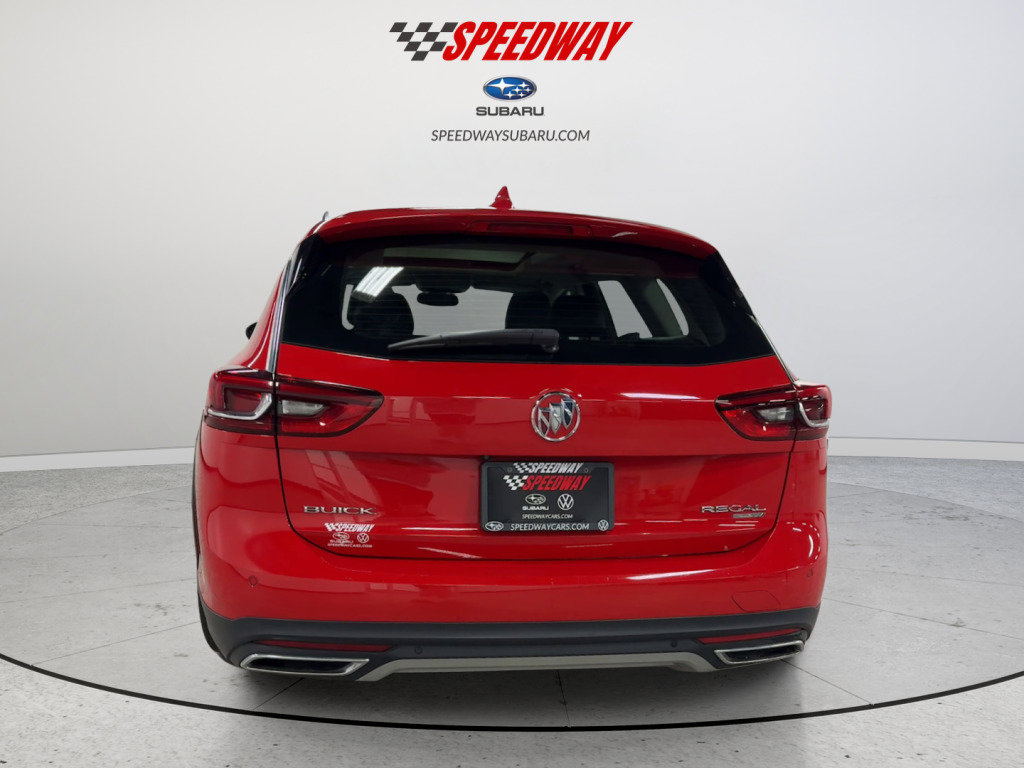 Used 2018 Buick Regal Essence w/ Driver Confidence Package #1 image 9