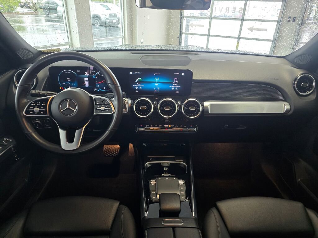Used 2023 Mercedes-Benz GLB 250 4MATIC image 24