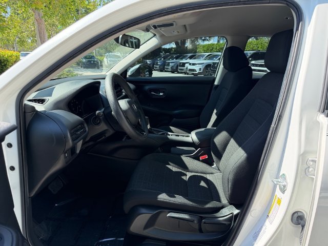 Used 2024 Honda HR-V LX image 12