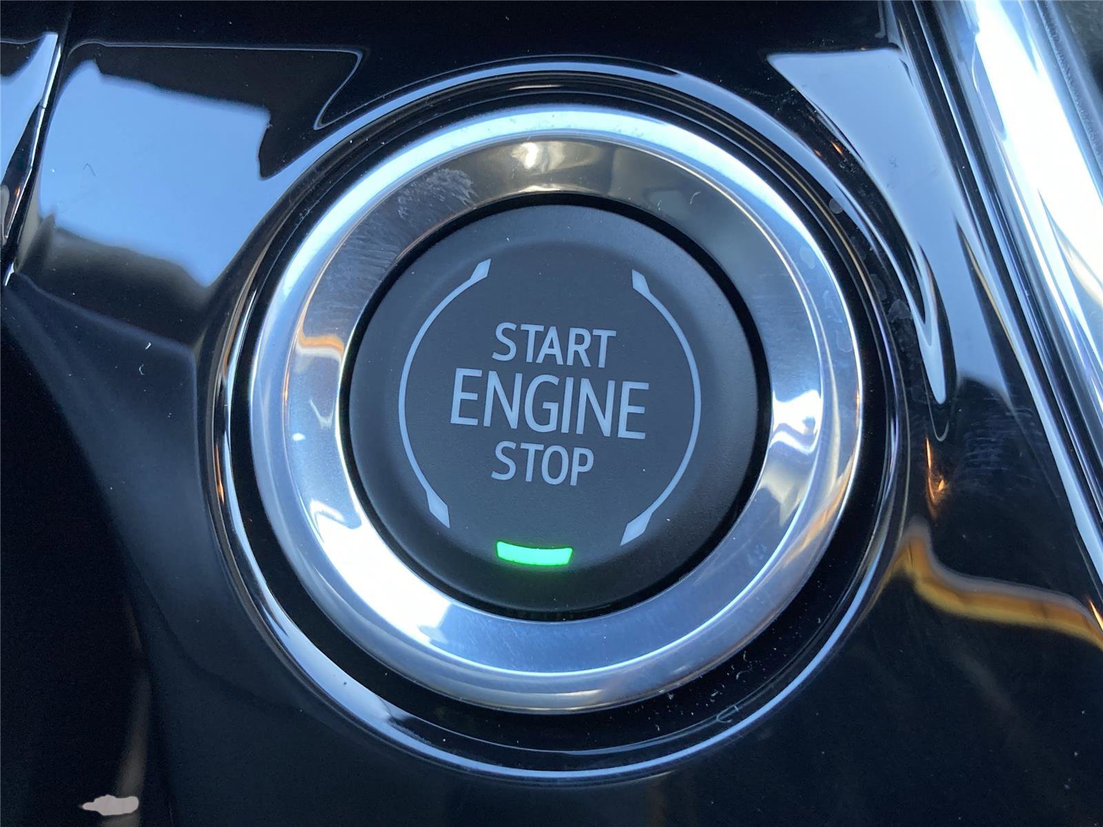 New 2026 Chevrolet Trax RS w/ Sunroof Package image 11