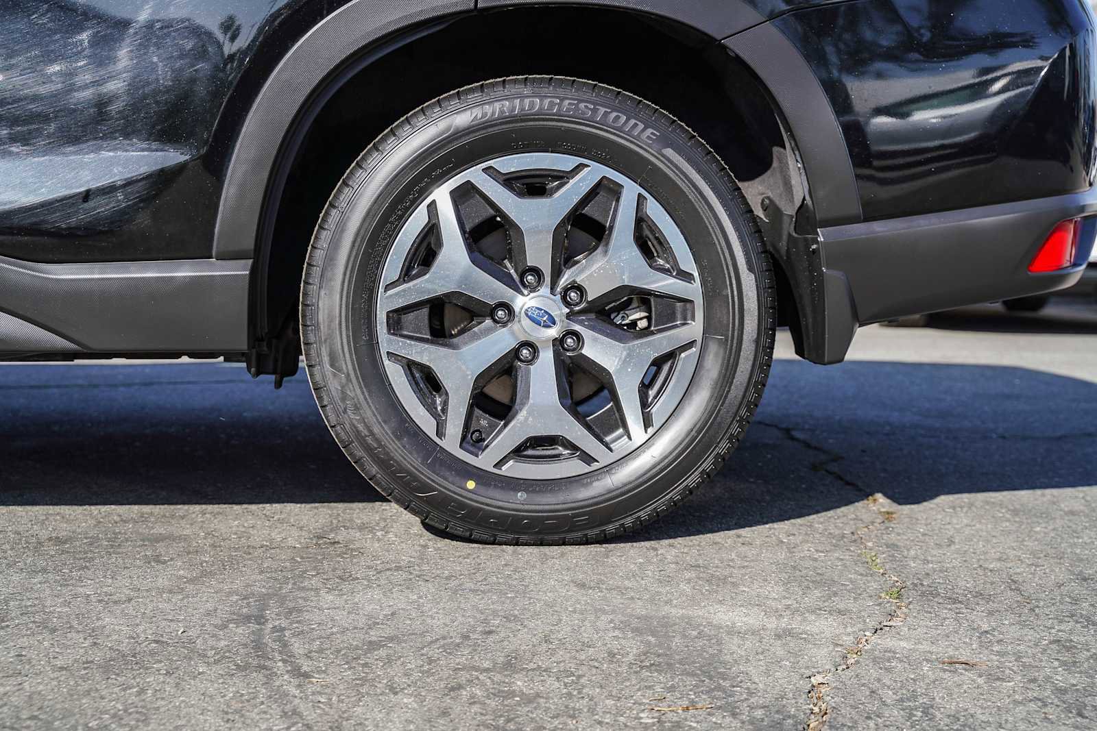 Certified 2023 Subaru Forester Premium image 8