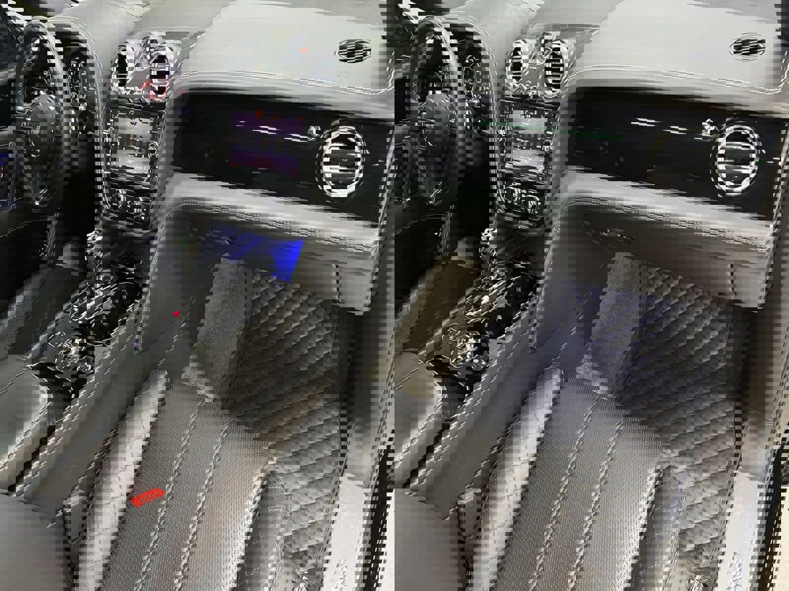 Used 2018 Bentley Bentayga image 10