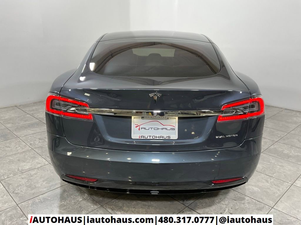 Used 2020 Tesla Model S Long Range Plus image 6
