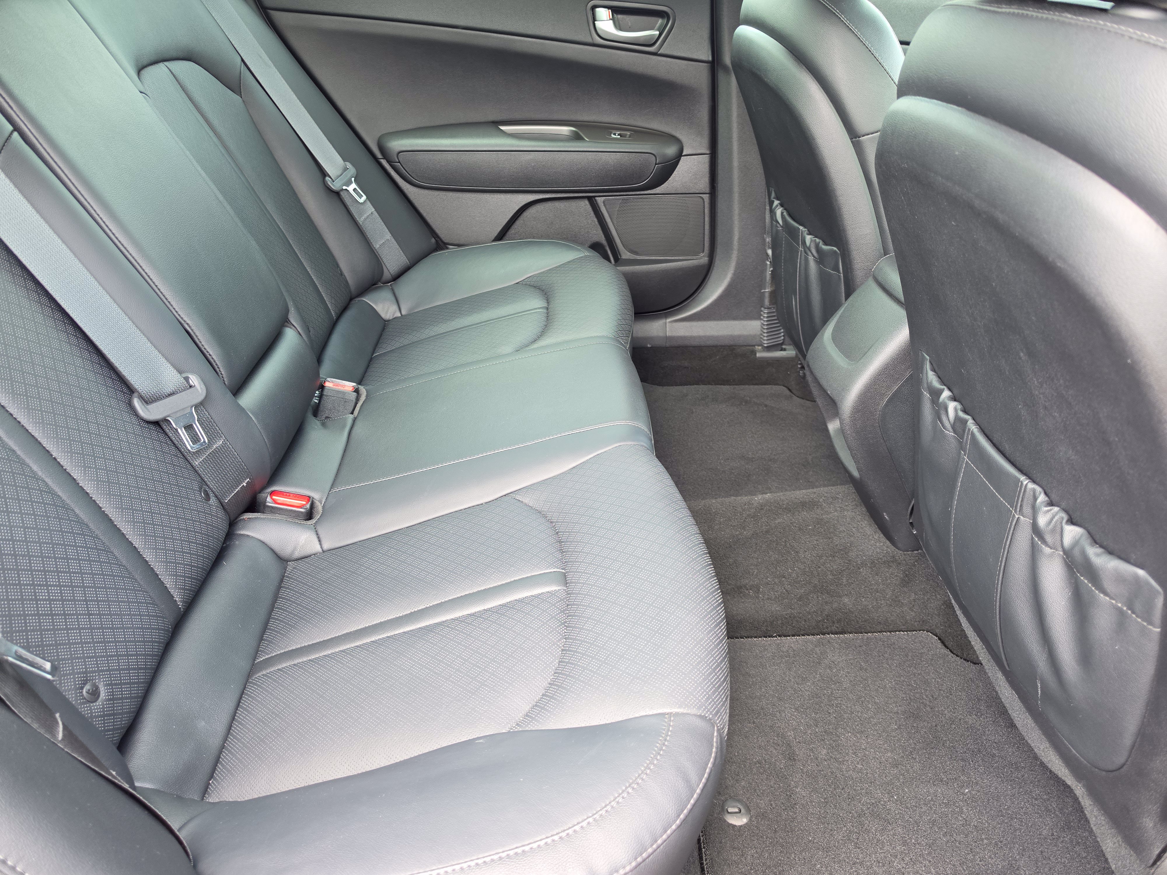 Used 2020 Kia Optima SE FWD image 11