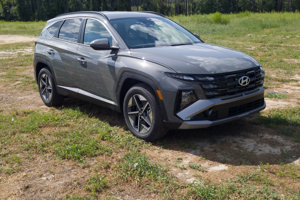 New 2026 Hyundai Tucson SEL Plus FWD image 3