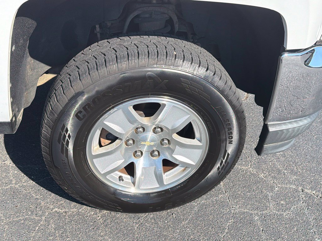 Used 2017 Chevrolet Silverado 1500 LT w/ Trailering Package AWD/4WD image 19