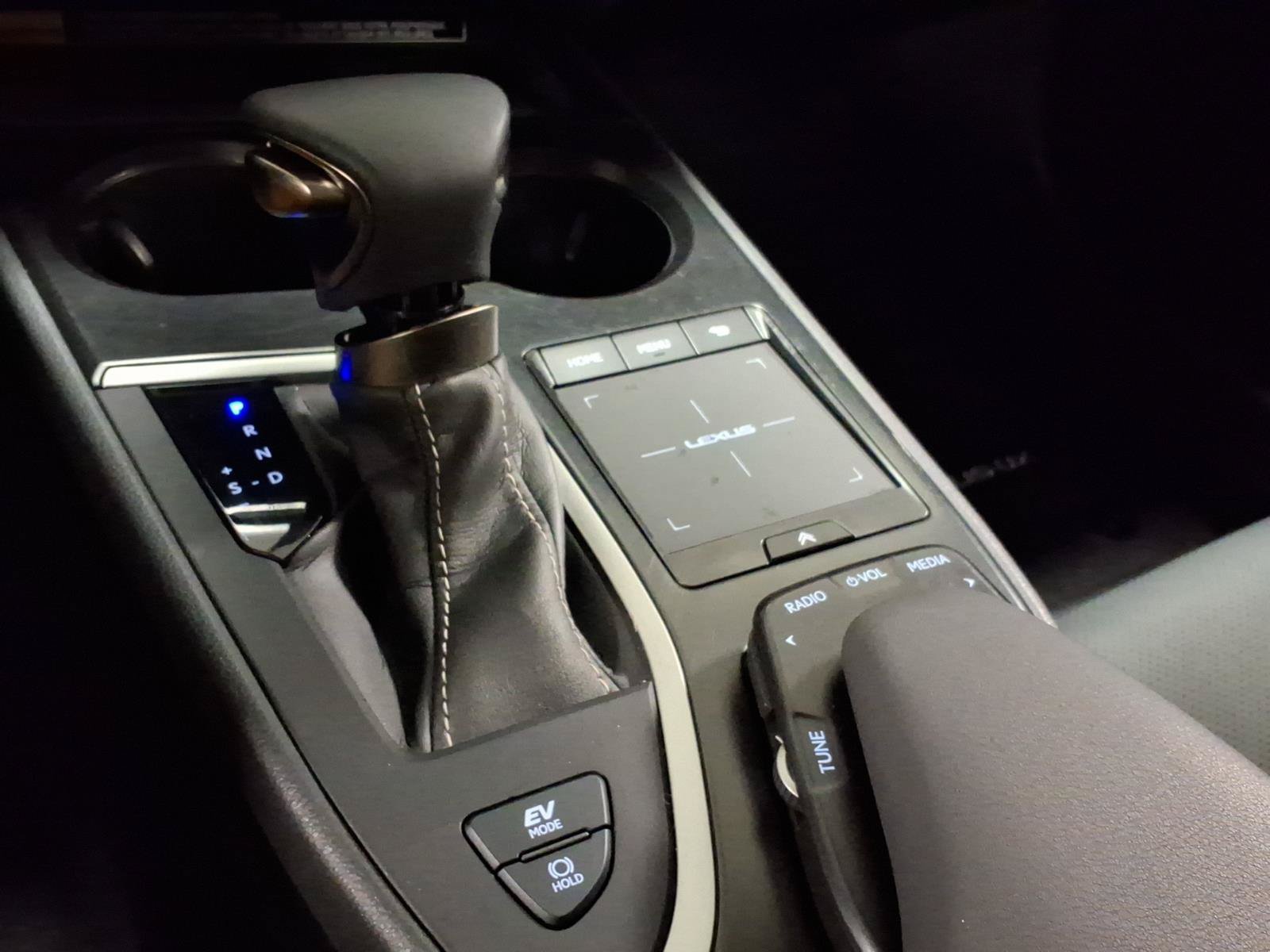 Certified 2022 Lexus UX 250h w/ Premium Package AWD/4WD image 8