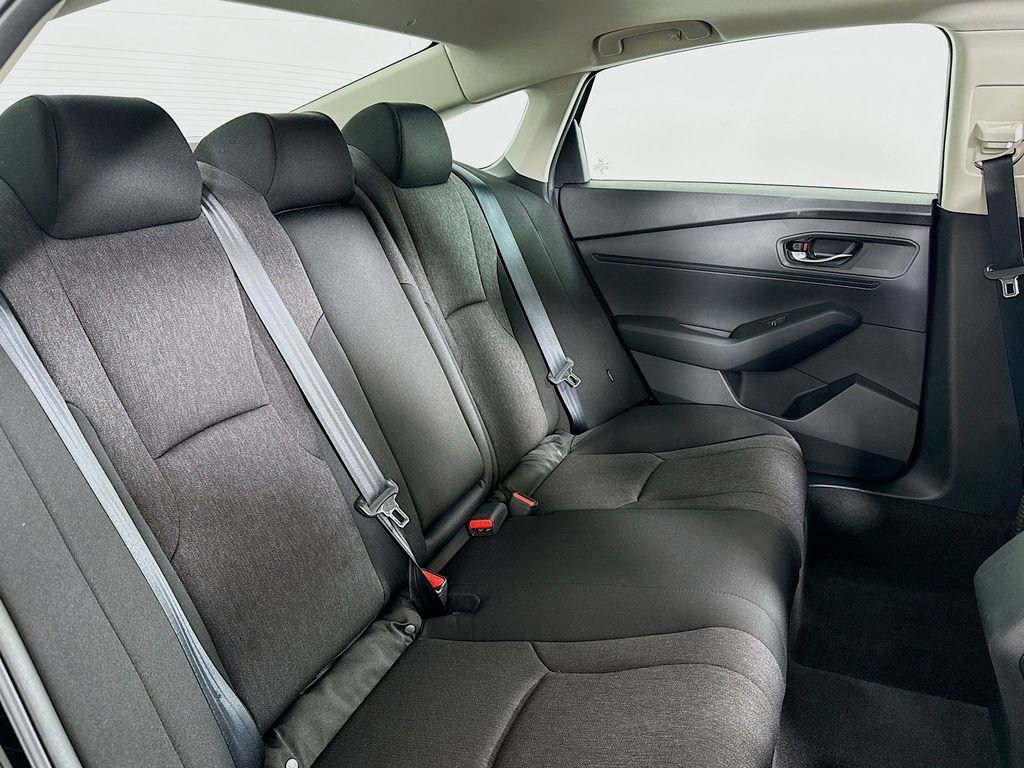 Certified 2023 Honda Accord EX image 34