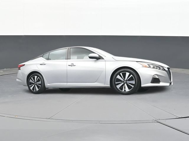 Used 2022 Nissan Altima 2.5 SV FWD image 49