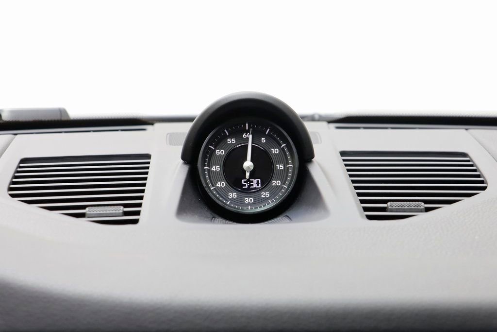 Used 2025 Porsche 911 Carrera image 13