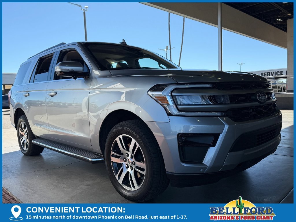 Used 2023 Ford Expedition XLT AWD/4WD image 5