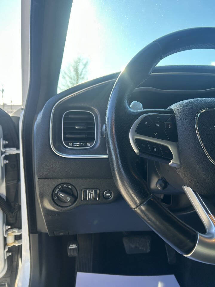 Used 2018 Dodge Charger SRT w/ Technology Group image 23