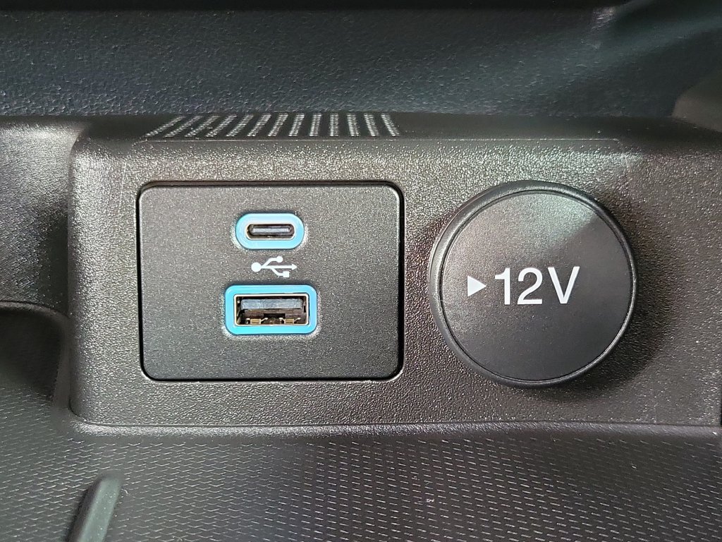 Used 2023 Ford Escape ST-Line w/ Tech Pack #1 FWD image 29