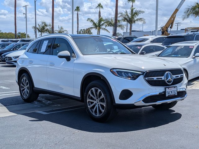 Used 2026 Mercedes-Benz GLC 300 4MATIC video 3