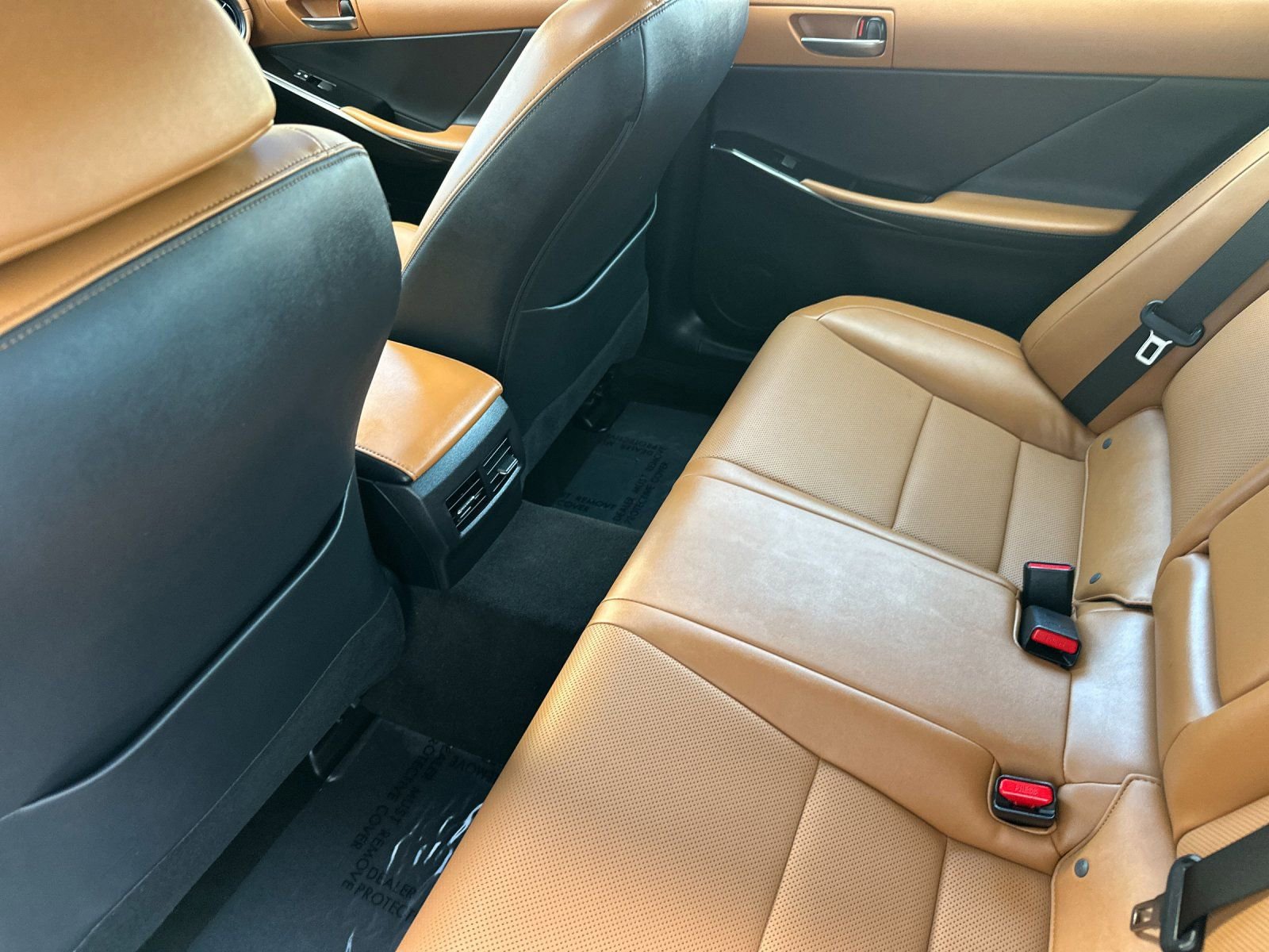 Used 2024 Lexus IS 300 w/ Comfort Package RWD image 13