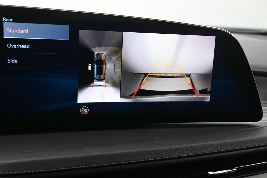 Used 2025 Cadillac XT4 Premium Luxury FWD image 19