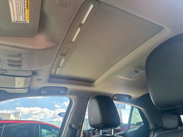 Used 2016 Buick Encore Premium w/ Experience Buick Package AWD/4WD image 16