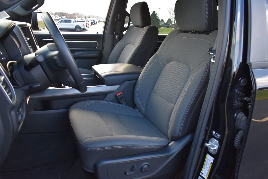 Used 2023 RAM 1500 Big Horn image 12