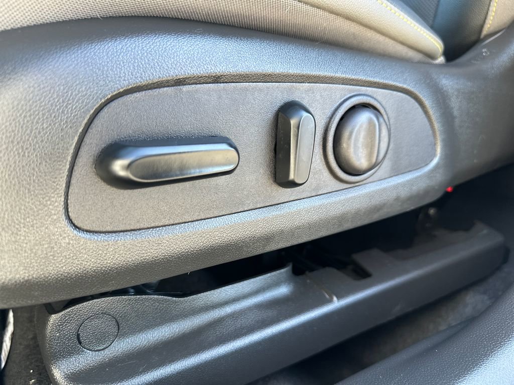 Used 2025 Chevrolet Trax ACTIV w/ Driver Confidence Package image 4