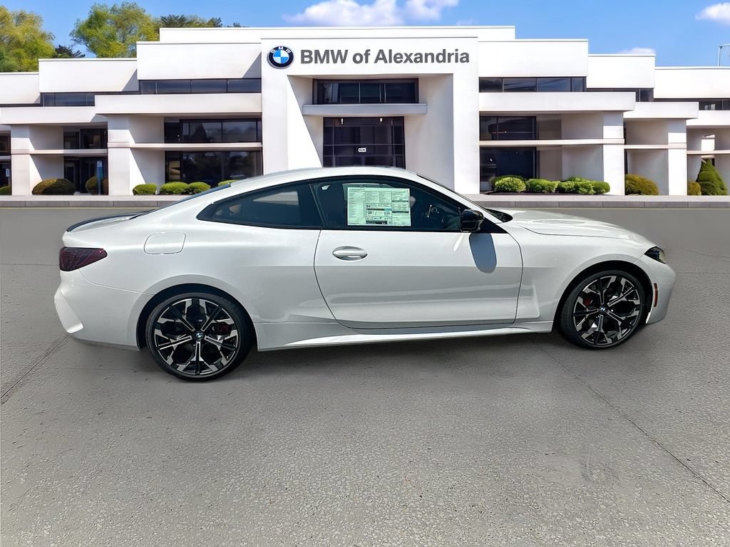 New 2026 BMW 430i xDrive Coupe w/ M Sport Package AWD/4WD image 8