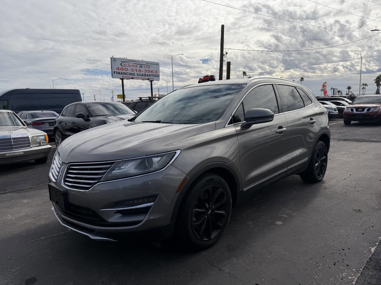 Used 2017 Lincoln MKC Select FWD image 3