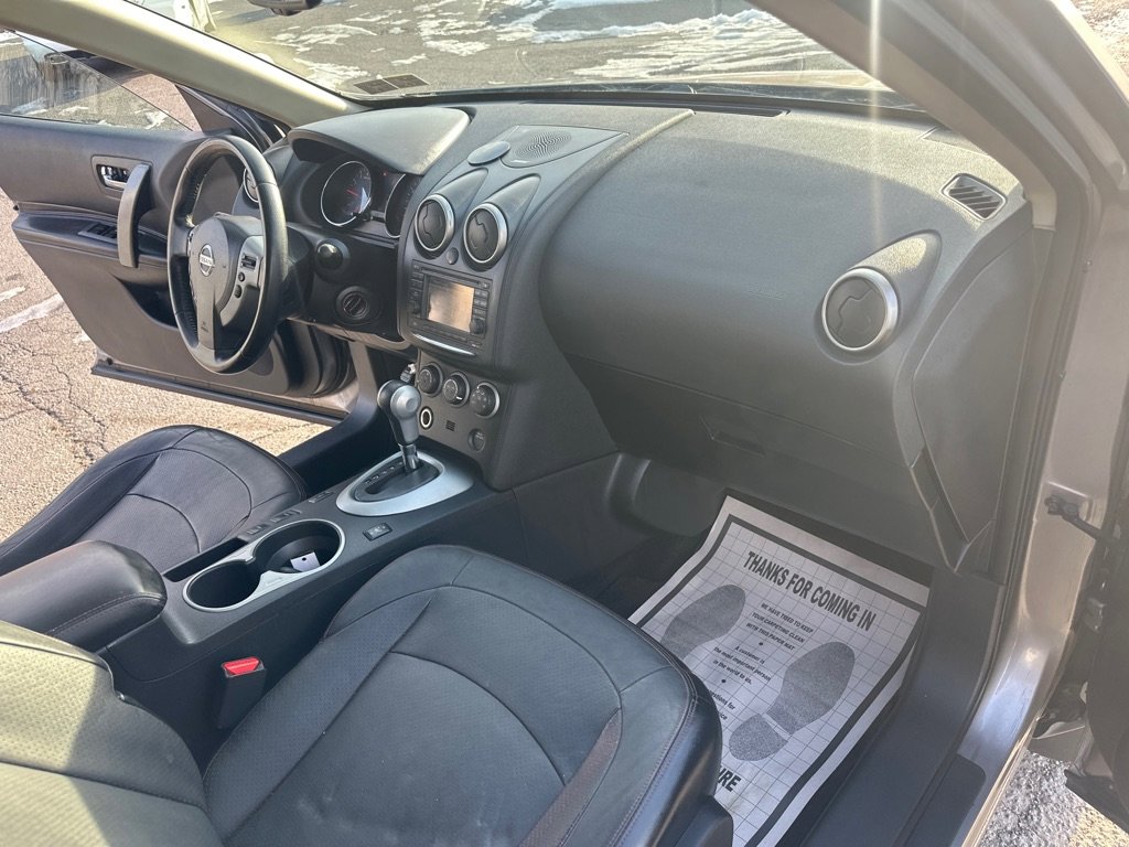 Used 2013 Nissan Rogue SL image 26