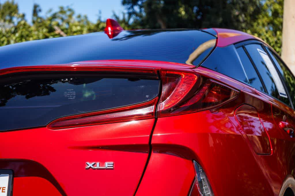 Used 2020 Toyota Prius Prime XLE FWD image 7