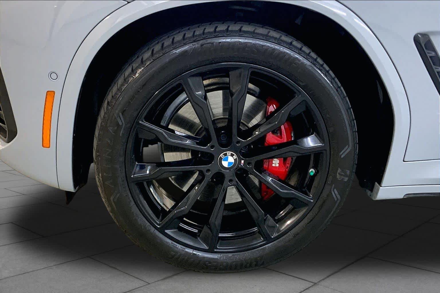 Certified 2023 BMW X4 M40i AWD/4WD image 10