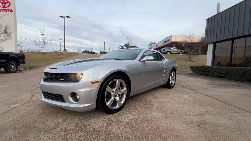 Used 2010 Chevrolet Camaro SS w/ RS Package image 2
