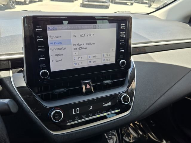 Used 2020 Toyota Corolla LE image 19