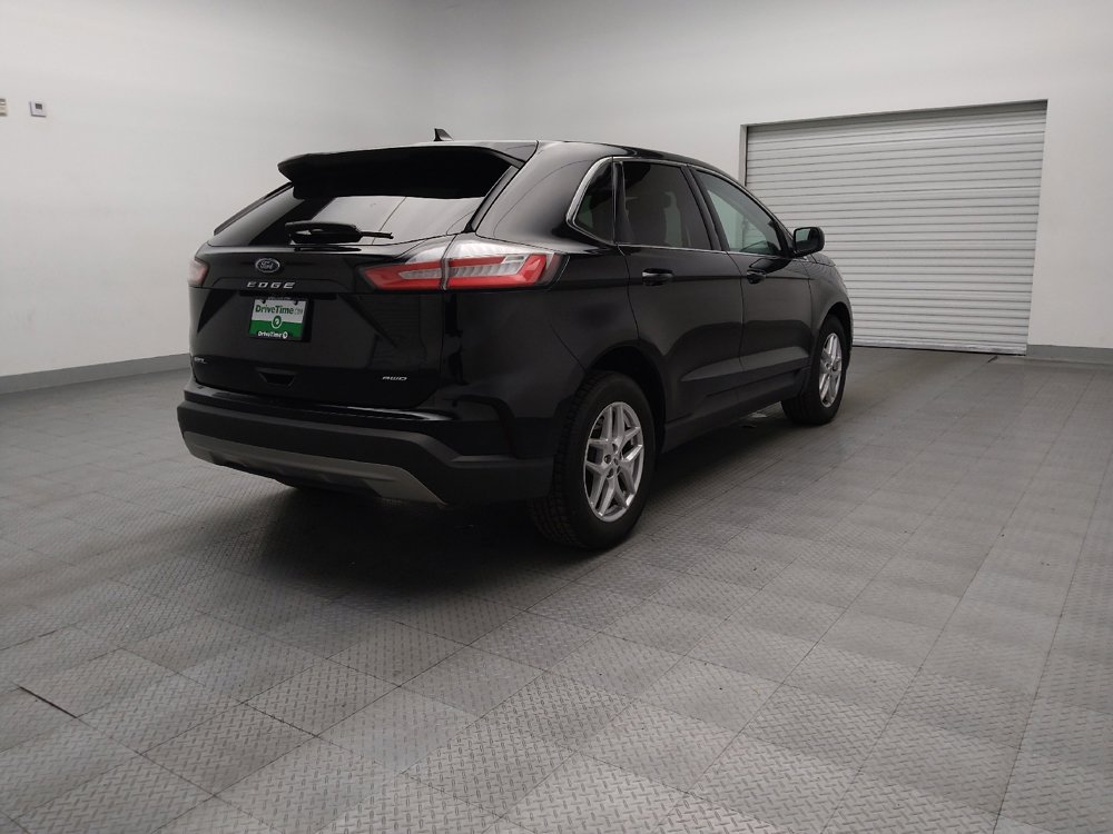 Used 2024 Ford Edge SEL image 9