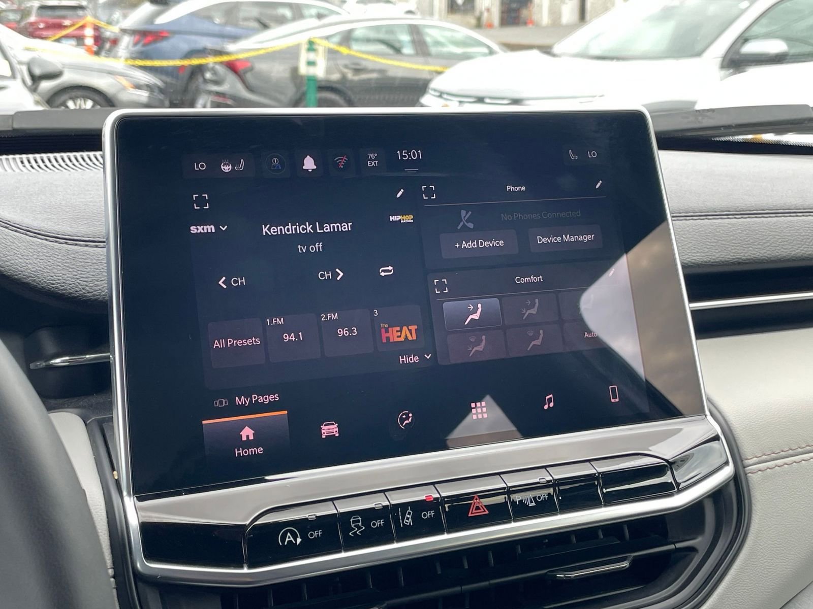 Used 2025 Jeep Compass Limited image 20