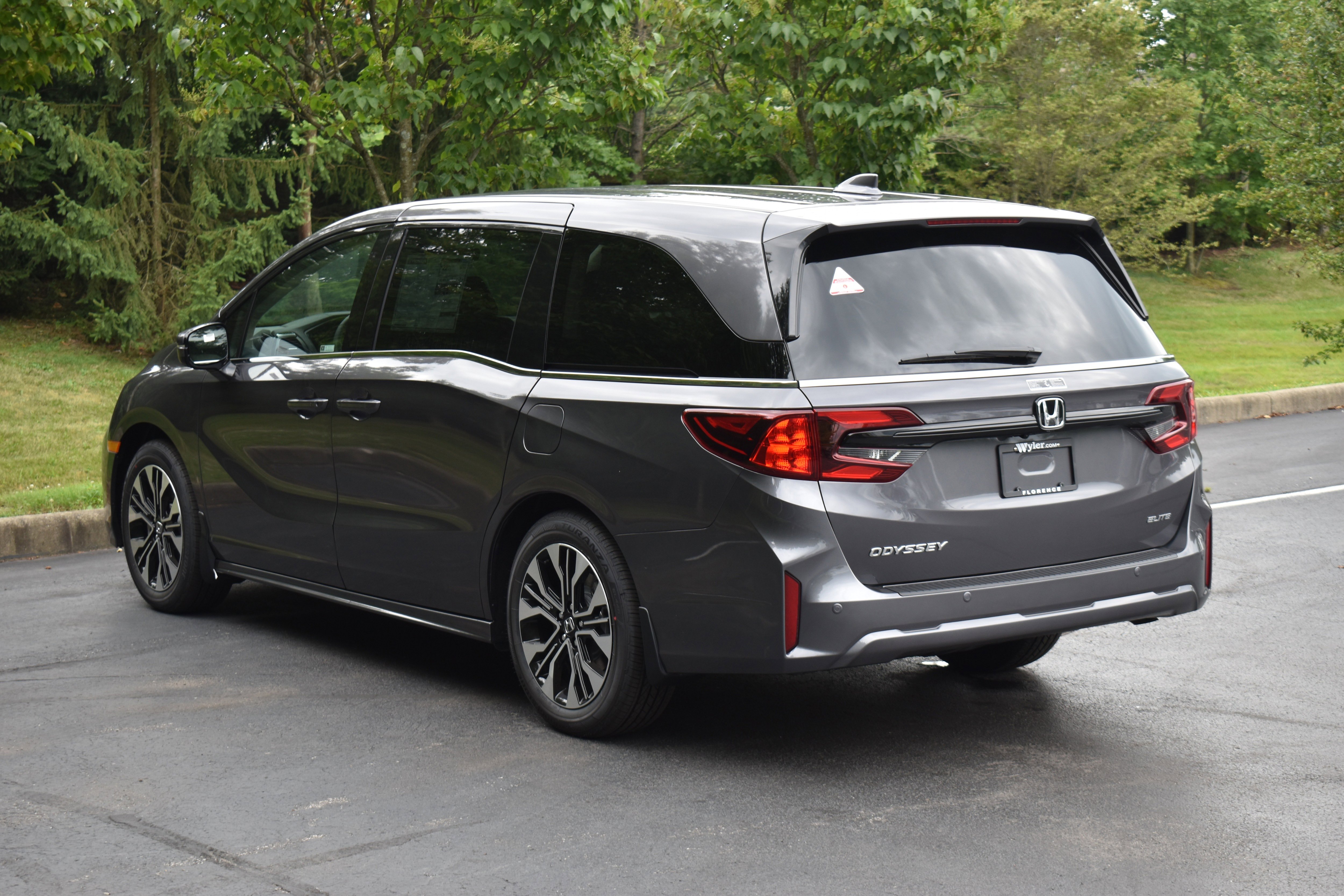 New 2026 Honda Odyssey Elite image 5