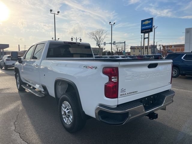 Used 2025 Chevrolet Silverado 2500 LT w/ Safety Package AWD/4WD image 9