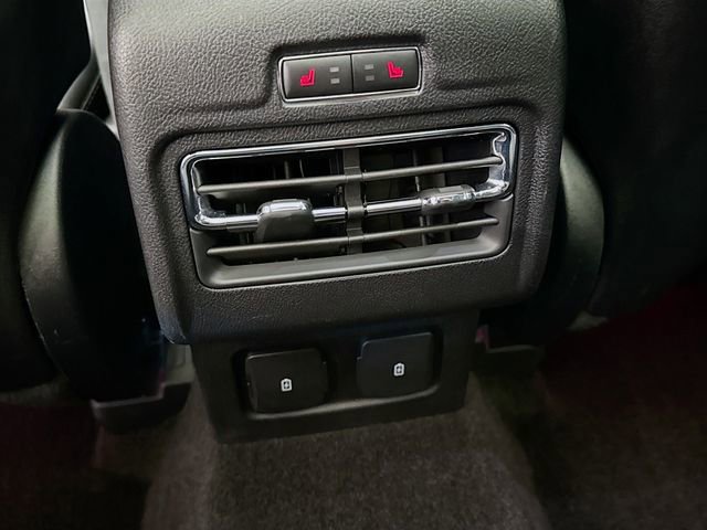 Used 2021 Lincoln Corsair Reserve w/ Equipment Group 201A image 27