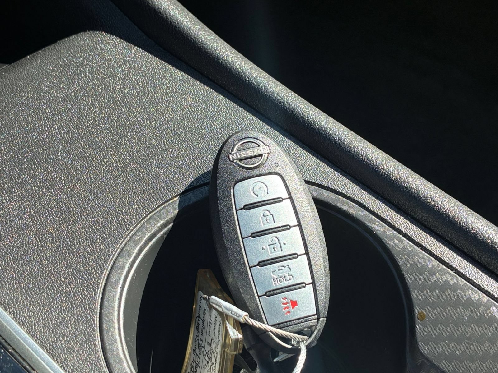 Used 2025 Nissan Altima 2.5 SV FWD image 23