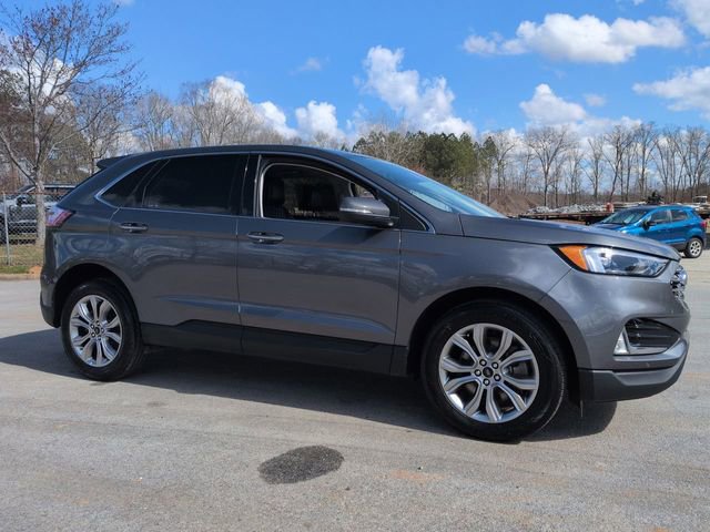 Used 2024 Ford Edge Titanium image 2