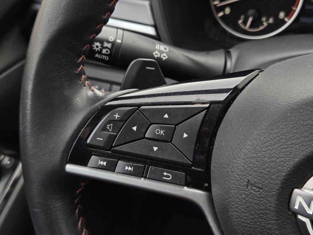 Used 2025 Nissan Altima 2.5 SR image 25