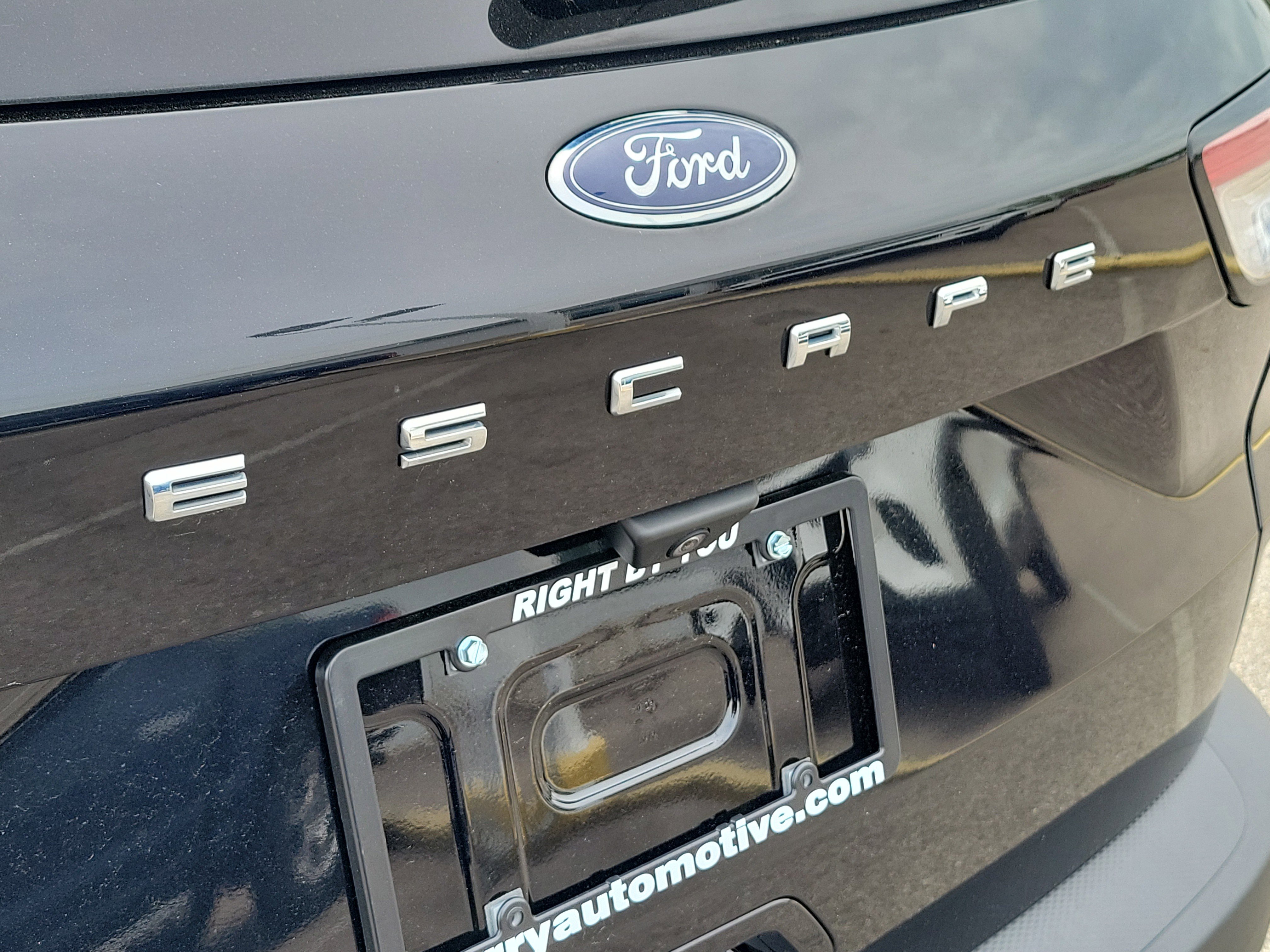 Used 2022 Ford Escape SE FWD image 7
