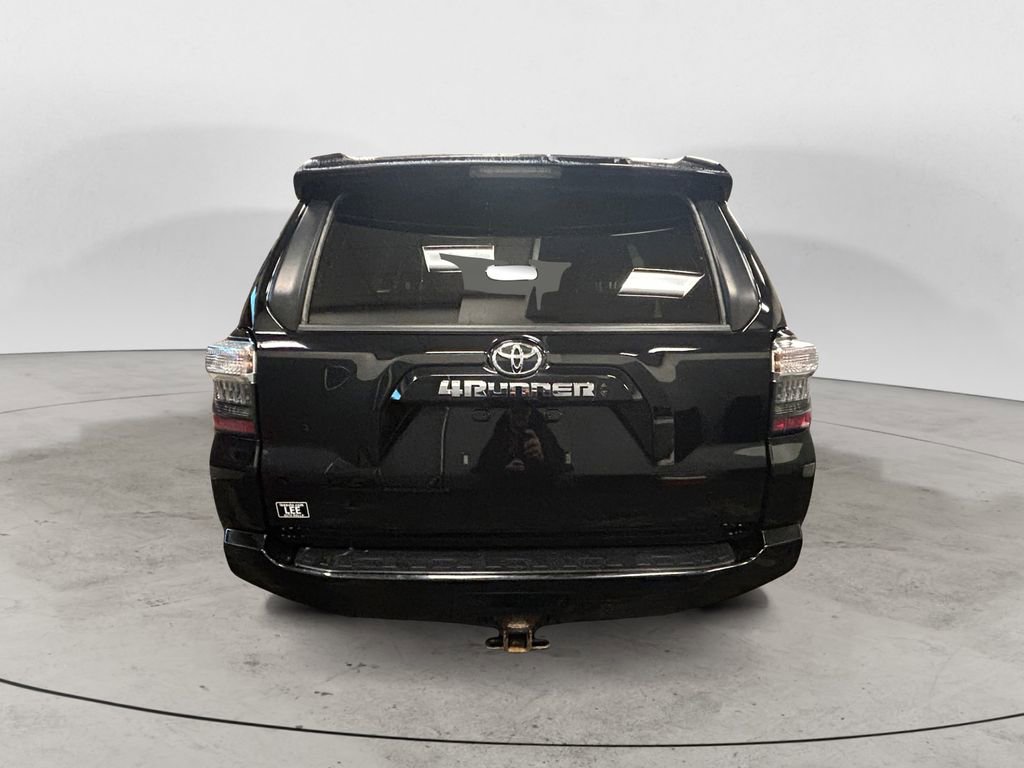 Used 2021 Toyota 4Runner SR5 image 4
