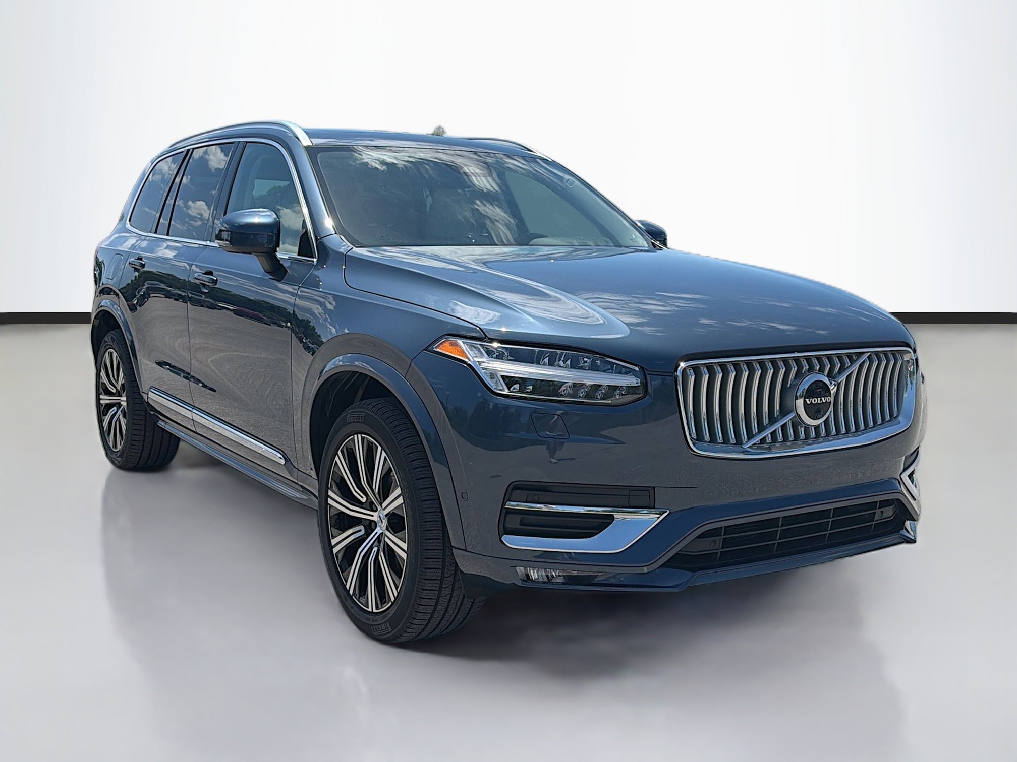 Used 2023 Volvo XC90 B6 Plus AWD/4WD image 7