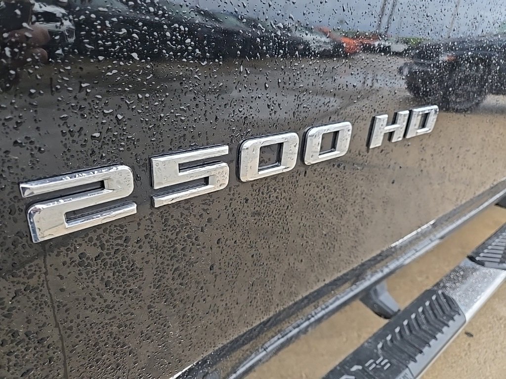 Used 2024 Chevrolet Silverado 2500 LT image 19