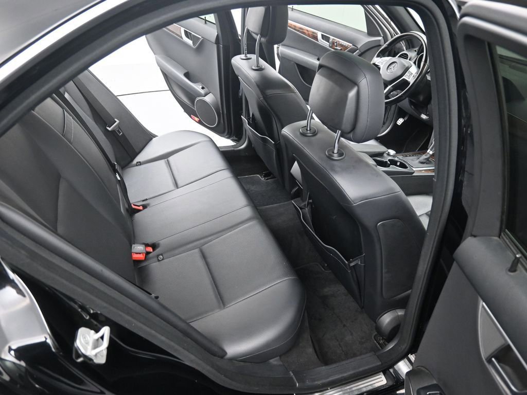 Used 2013 Mercedes-Benz C 300 4MATIC Sedan image 29