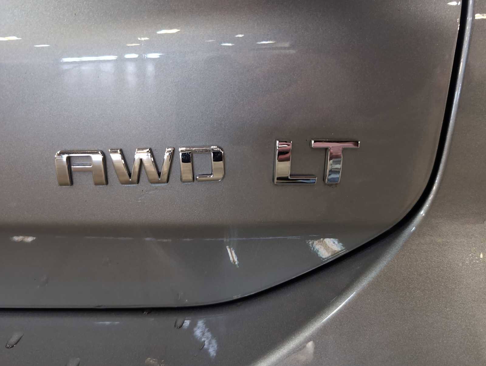 Used 2023 Chevrolet Equinox LT image 30