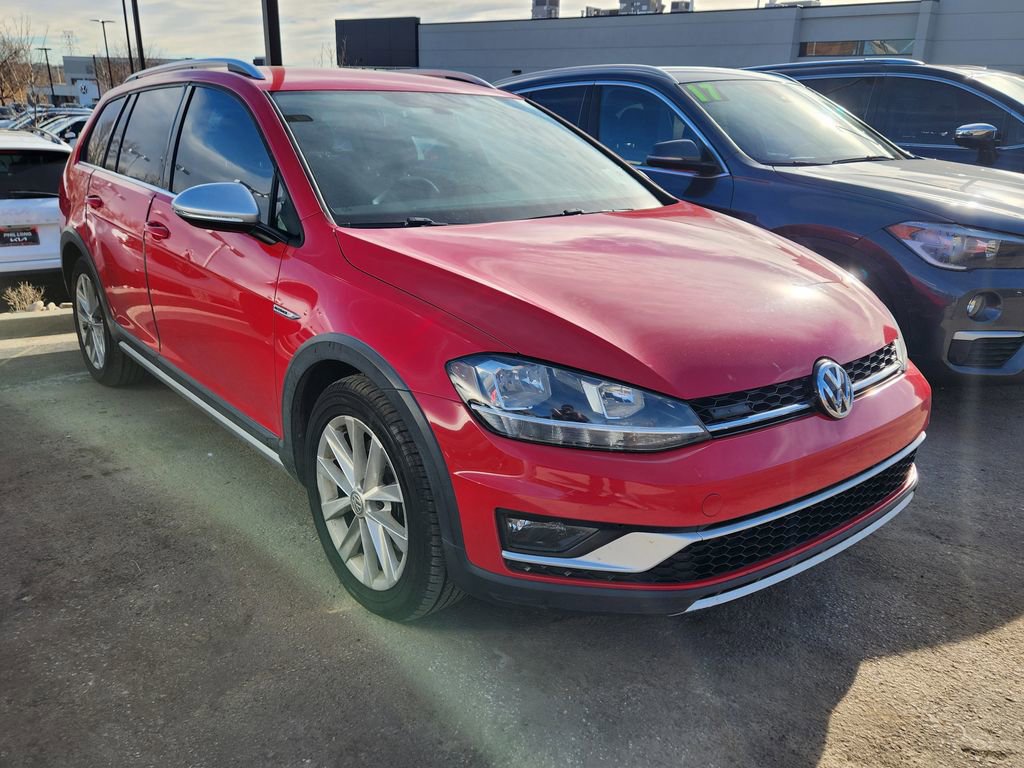 Used 2018 Volkswagen Golf Alltrack image 19