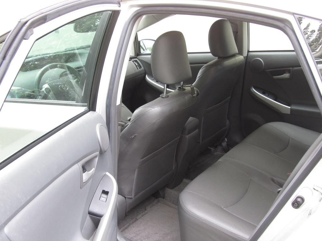 Used 2010 Toyota Prius Four w/ Solar Roof Pkg FWD image 14
