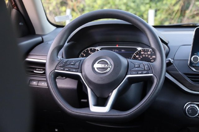 Certified 2024 Nissan Altima 2.5 SV FWD image 23